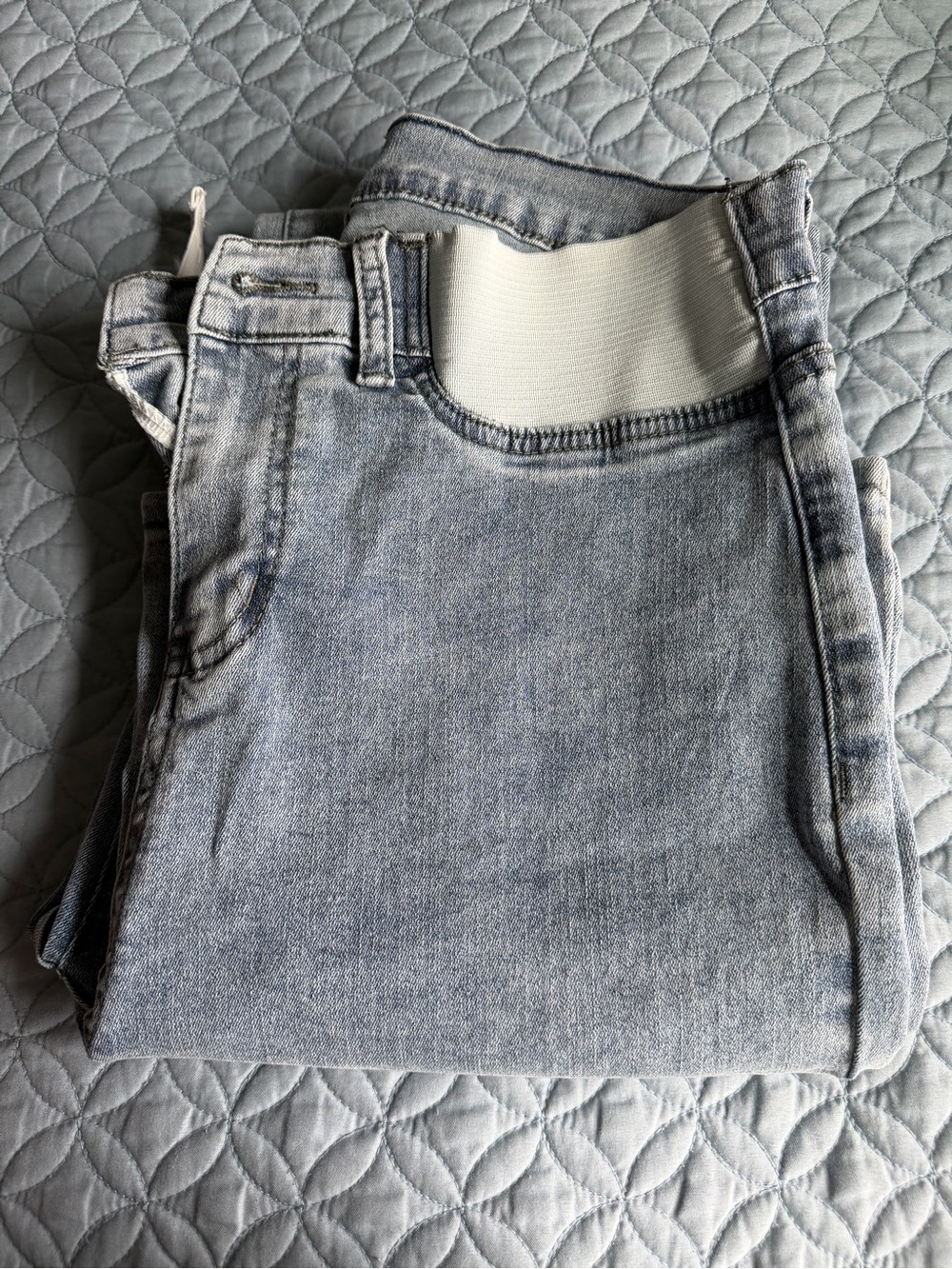 Light Wash Elastic Waist Maternity Jeans